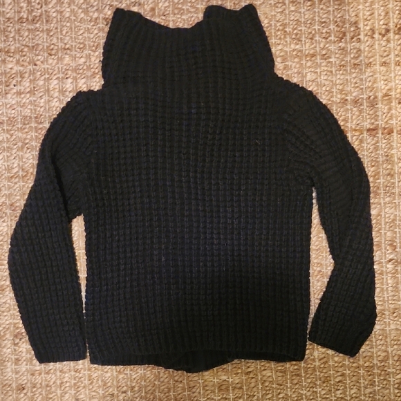 GAP Black Women's Sweater - Picture 4 of 4